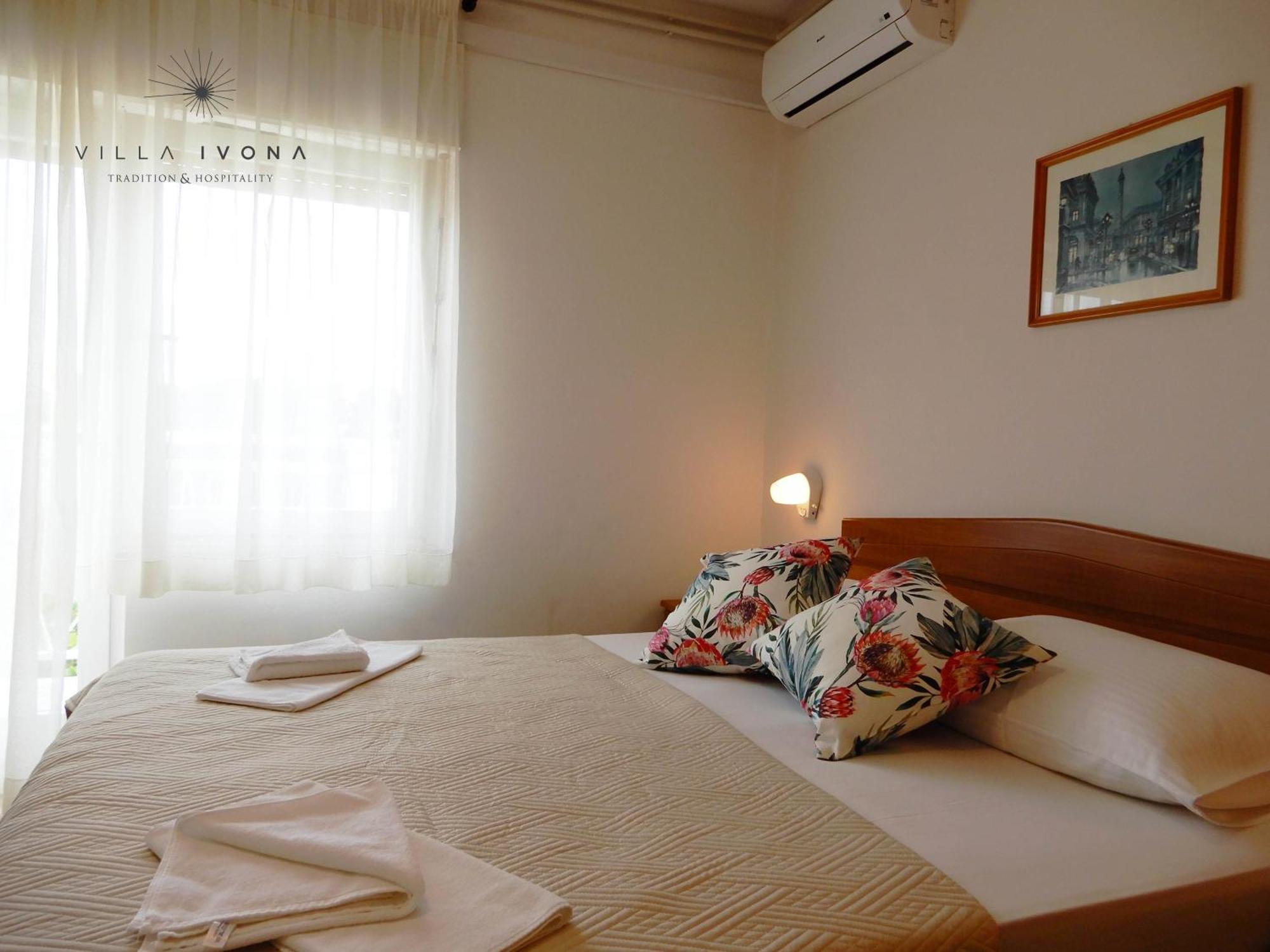 Bed And Breakfast Ivona Baška Voda Quarto foto